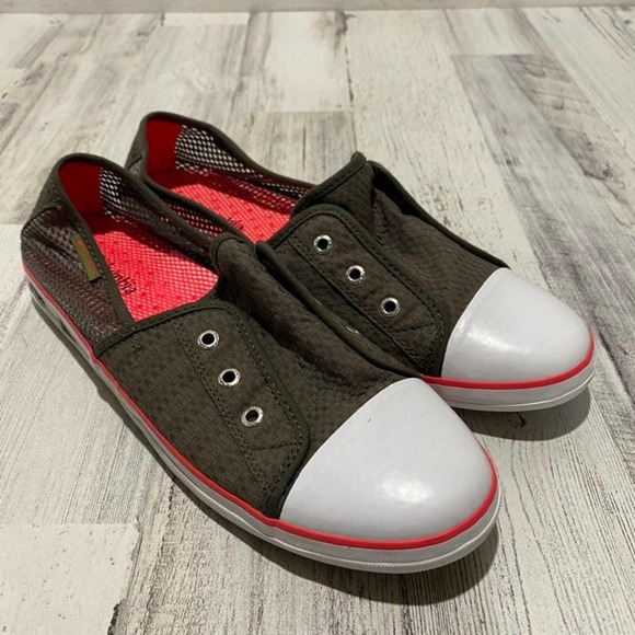 columbia womens slip ons